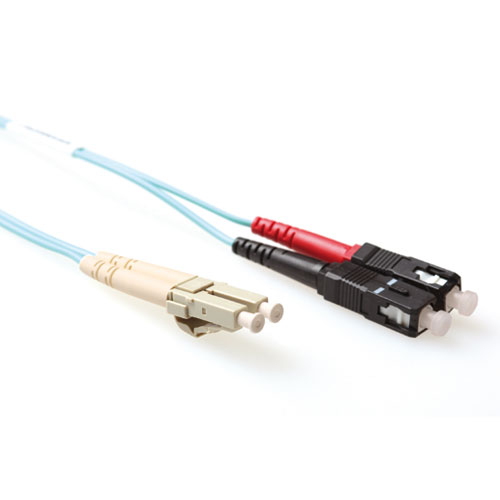 ACT 30 meter LSZH Multimode 50/125 OM4 fiber patch cable duplex withLC and SC connectors. Lc-sc 50/125 om4 duplex 30.00m (RL8730) 
